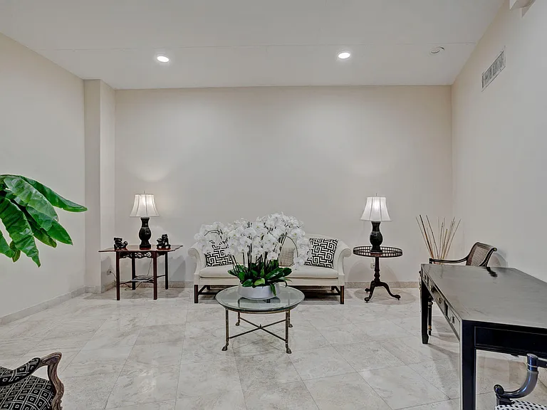 2800 N Flagler Dr #202 — Photo 33