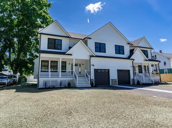 15 Foss Rd #A, Framingham, MA 01702