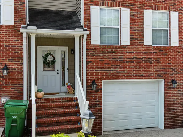 106 Olivia Ln, Maryville, TN 37804