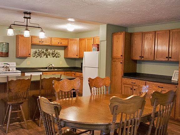 3rd image of 43 Charles Wesley Dr