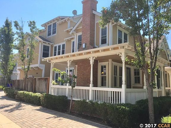 2nd image of 1090 Baywood Ln
