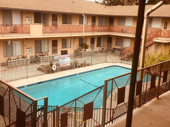 3rd image of 437 E Dryden St #205