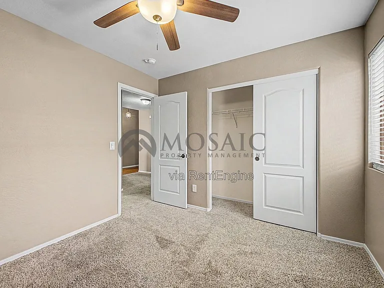 272 W Settlers Trl — Photo 19