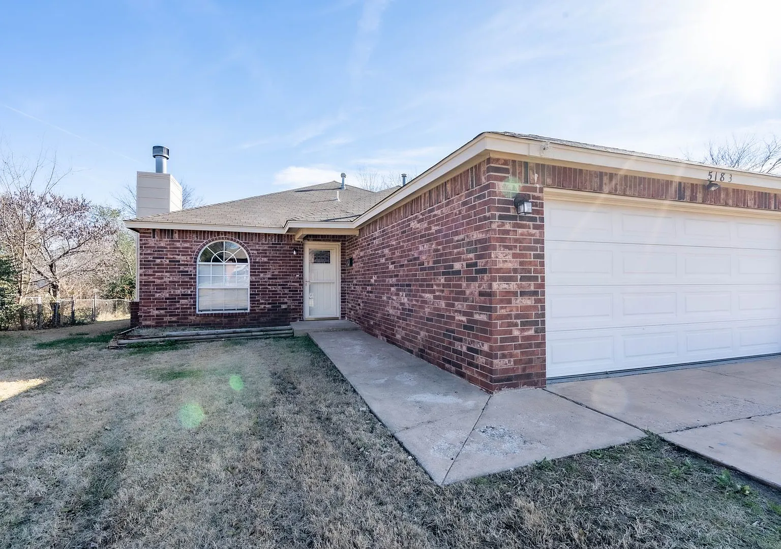 3 Bed 2 Bath Tulsa Recently Renovated — Photo 3
