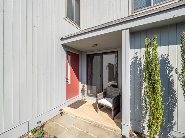 4 Cypress Lane #4, Ridgefield, CT 06877