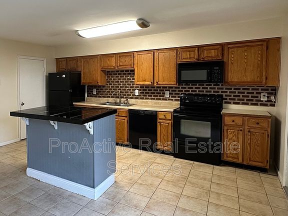 5th image of 5405 Grand Lake Cres #1