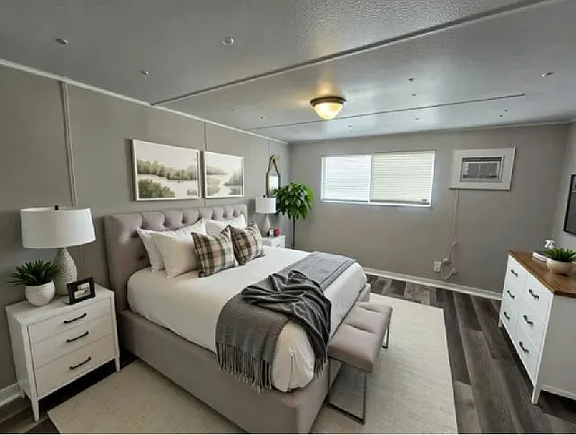 4943 E Hillsborough Ave #81 — Photo 4