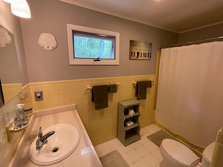 91 Shore Rd — Photo 14
