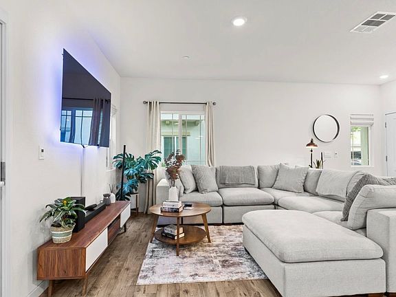 5th image of 5256 S Molino Cir