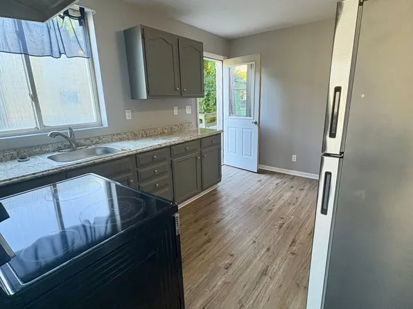 155 6th, 155 6th Ave APT 3, Troy, NY 12180