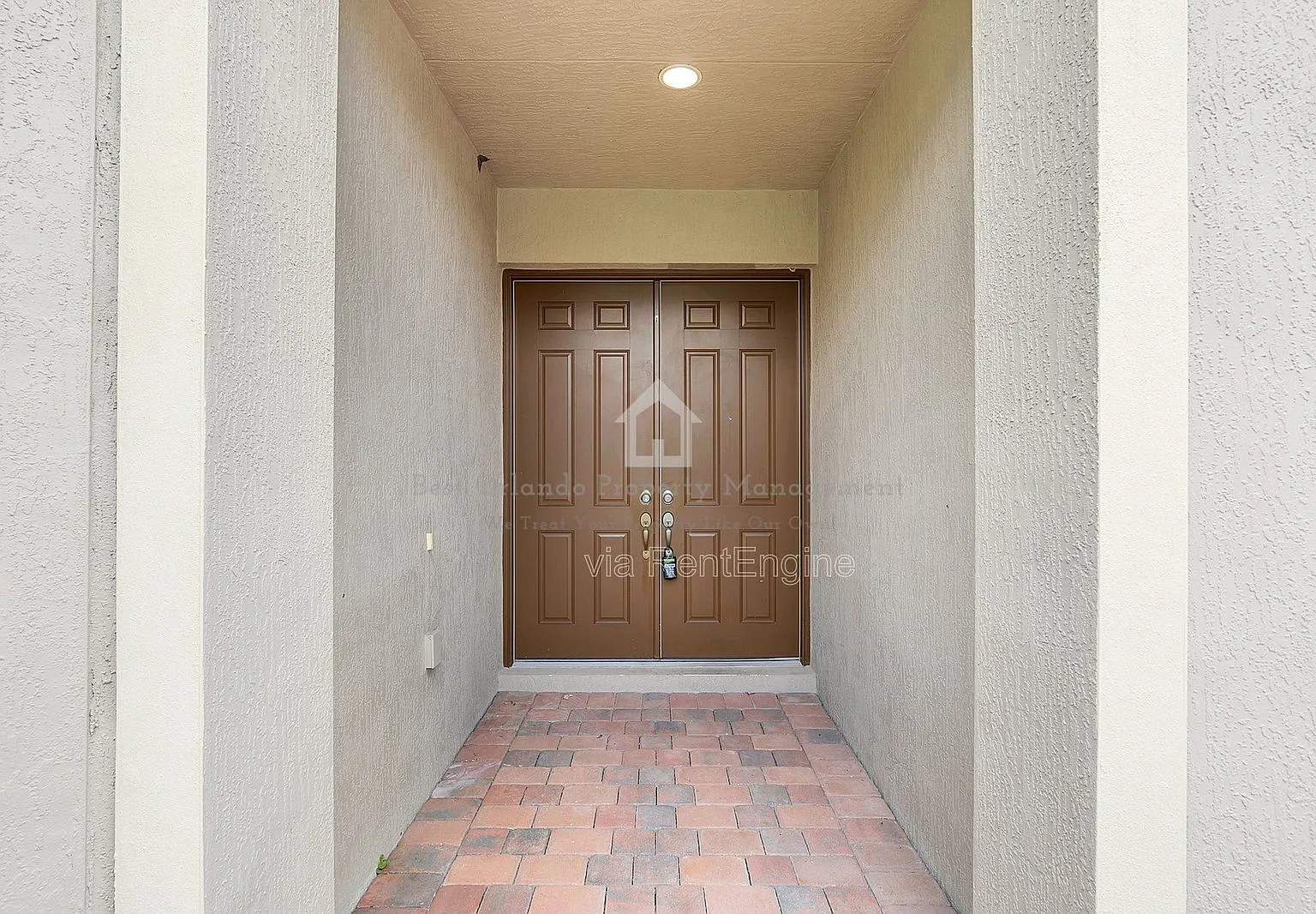 4 bed, 3.0 bath, 2202 sqft, $3,200 — Photo 3