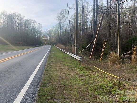 5th image of Holbert Cove Rd