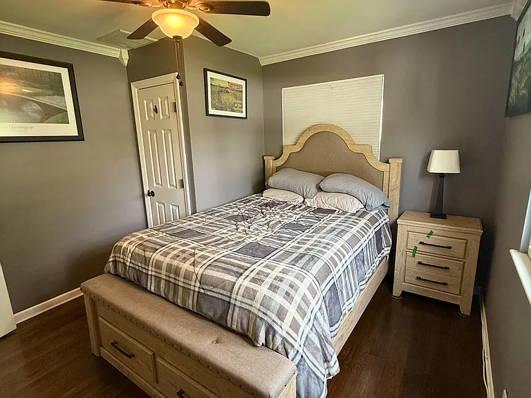 878 Salem Dr — Photo 12