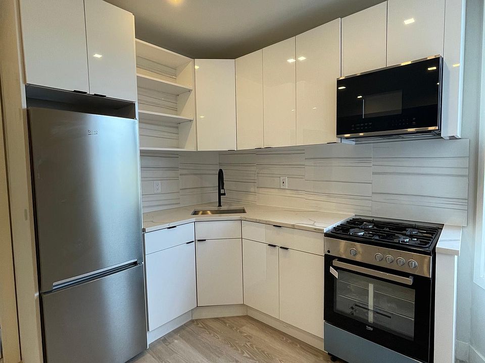 1st image of 80 Wallis Ave #2R