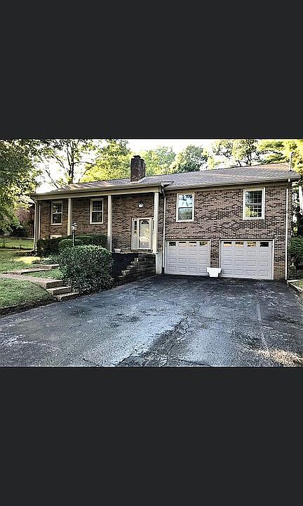 1st image of 139 Woodlawn Ct