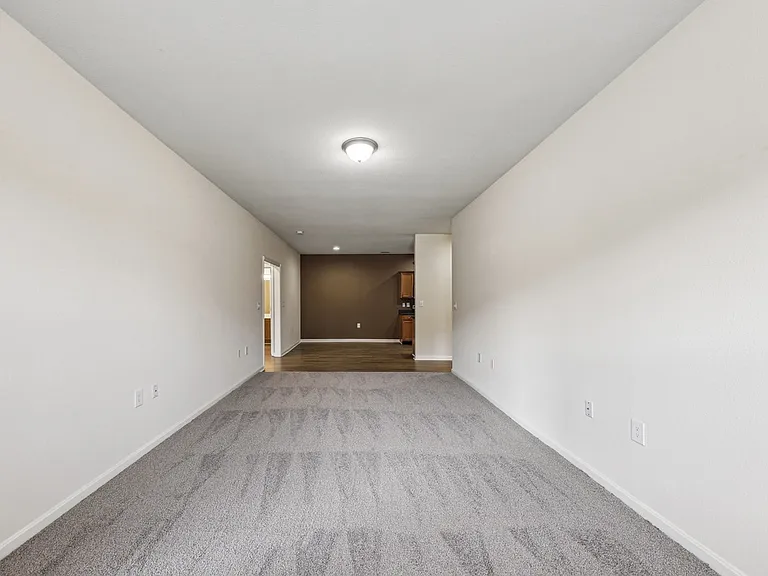 Glenmary Village Apartments — Photo 3