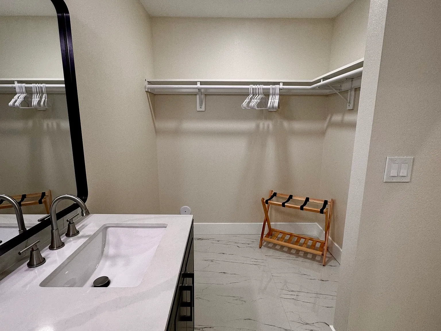 3 bed, 1800 sqft, $5,800 — Photo 4