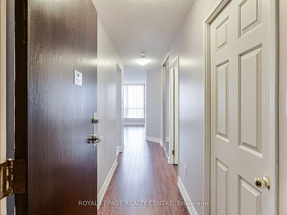 4th image of 101 Subway Cres #1901