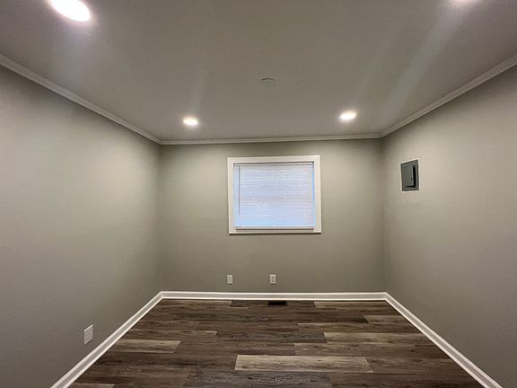 5th image of 1300 S Main St #7