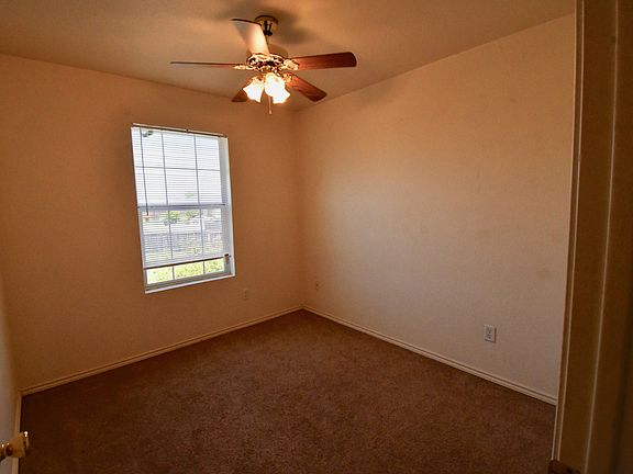 3rd image of 4003 Doraine Ct APT B