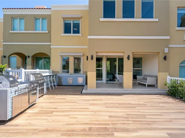 90 Candelero Dr #92, Humacao, PR 00791