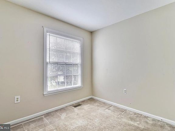 5th image of 5892 Parenham Way