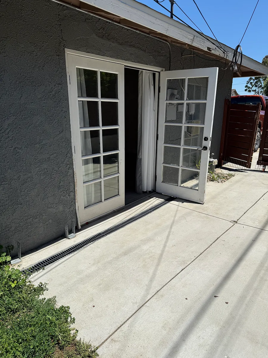 Building Photo - 33041 Case St #2