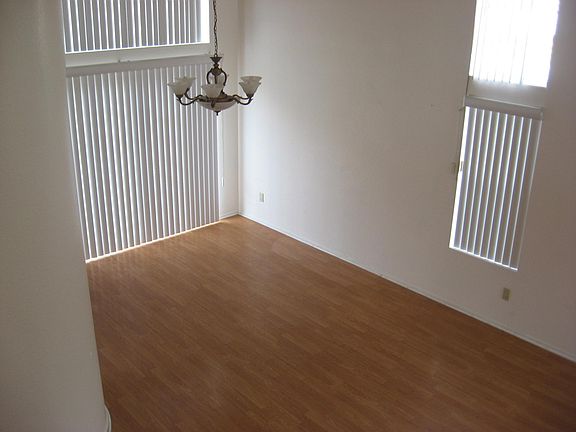2nd image of 25744 Via Hamaca Ave