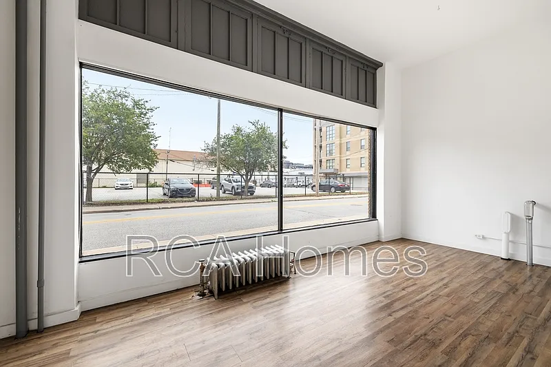 Studio, 2.0 bath, 2125 sqft, $3,000 — Photo 4