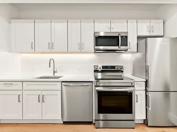 88 Fifth Avenue image 5 of 6