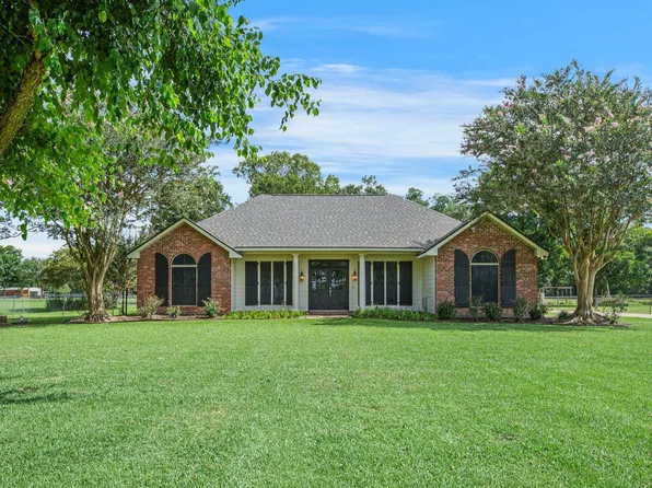 810 Fenetre Rd, Scott, LA 70583