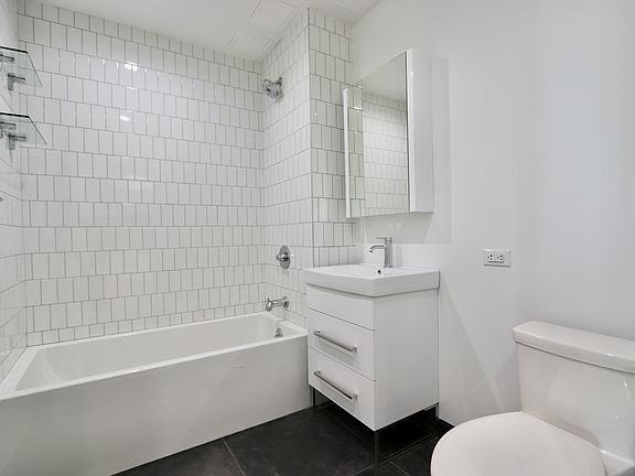 5th image of 2512 Bedford Ave #6F