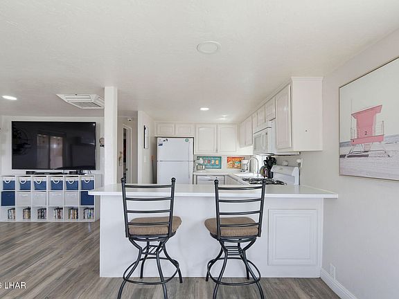 3rd image of 601 Beachcomber Blvd Lot 395