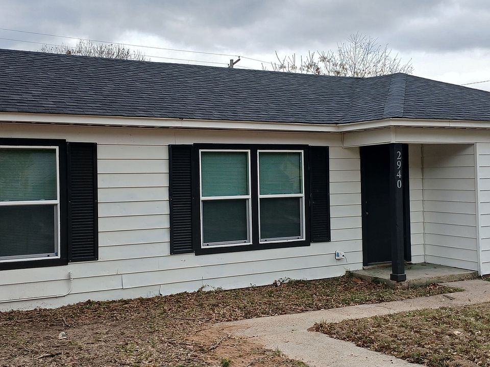 1st image of 2940 Letourneau Dr