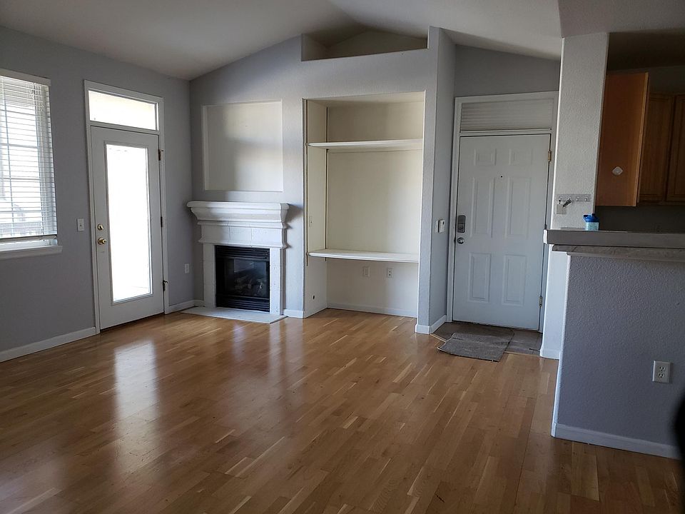 Hardwood floors and gas fireplace