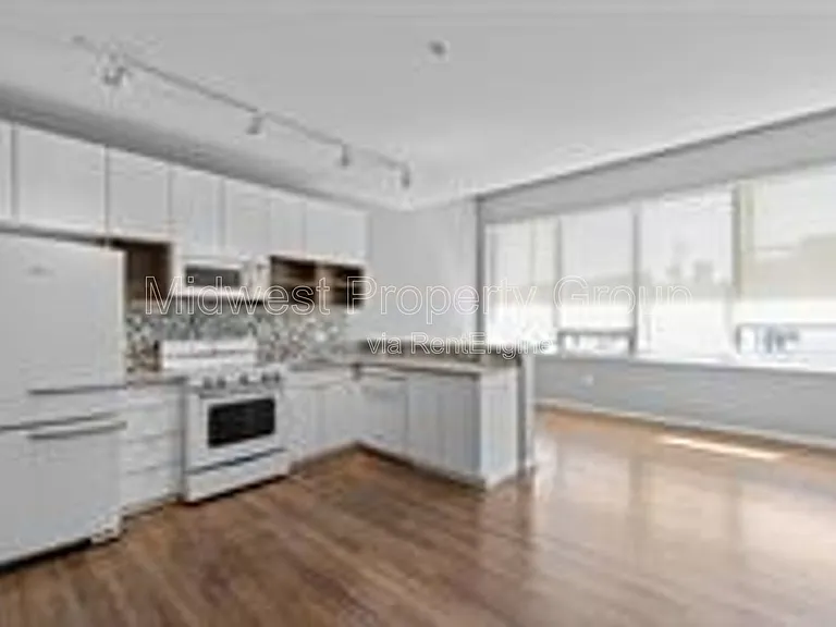 4100 Lindell Blvd #201 — Photo 4