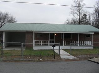 555 Ponders Dr SE, Dalton, GA 30721