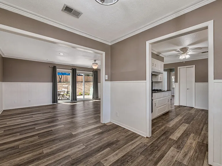 Living room/Kitchen