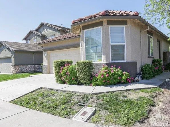 6 Sun Reign Pl, Sacramento, CA 95823