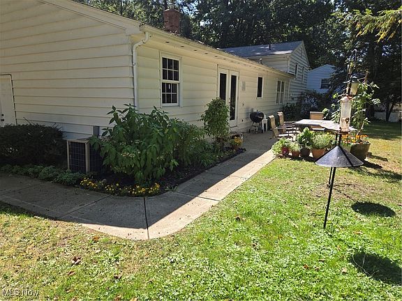 5th image of 4631 Diane Dr