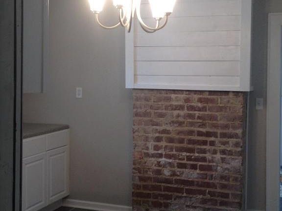 5th image of 1717 Wilcox Blvd