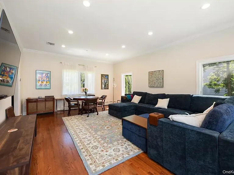107 Puritan Dr — Photo 6