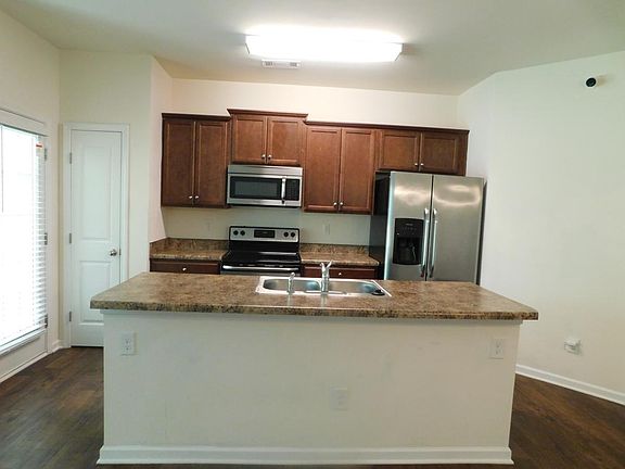 5th image of 9004 Bradstreet Commons Way
