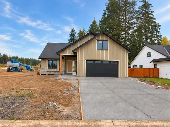 804 Salal St, Campbell River, BC V9H 0G4