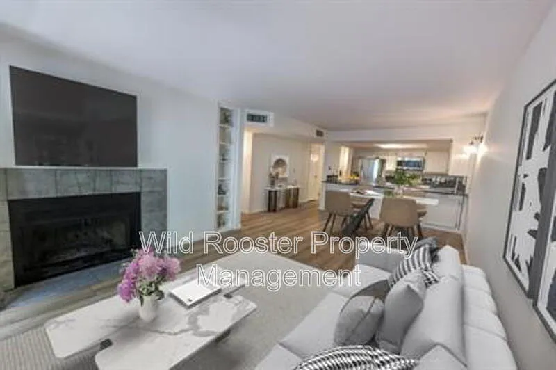 2 bed, 2.0 bath, 1037 sqft, $2,695 — Photo 4