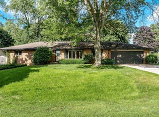 6123 Mission Trl, Rockford, IL 61109