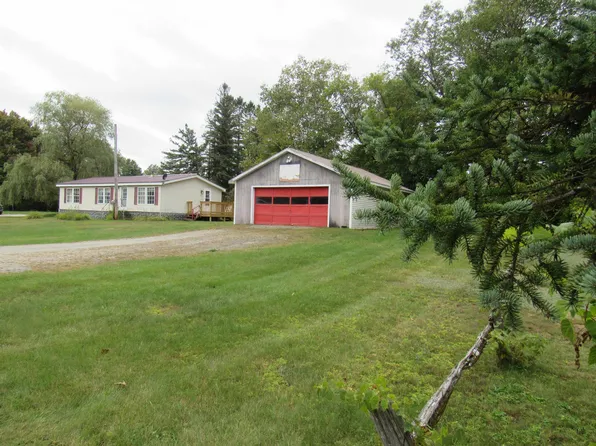 81 Rod Key Street, Lyndon, VT 05851
