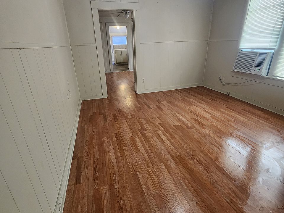 1st image of 723 S 9th St Unit B
