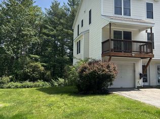 25 Chandler Ln, Epping, NH 03042