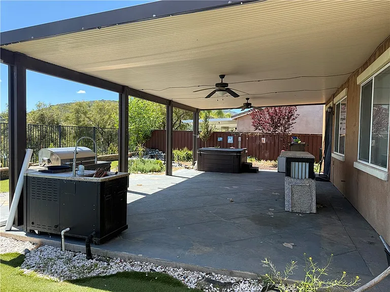29204 Gateway Dr — Photo 34